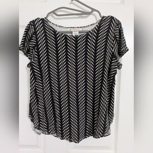 Fighting Eel Women's Black And White Top Size XS